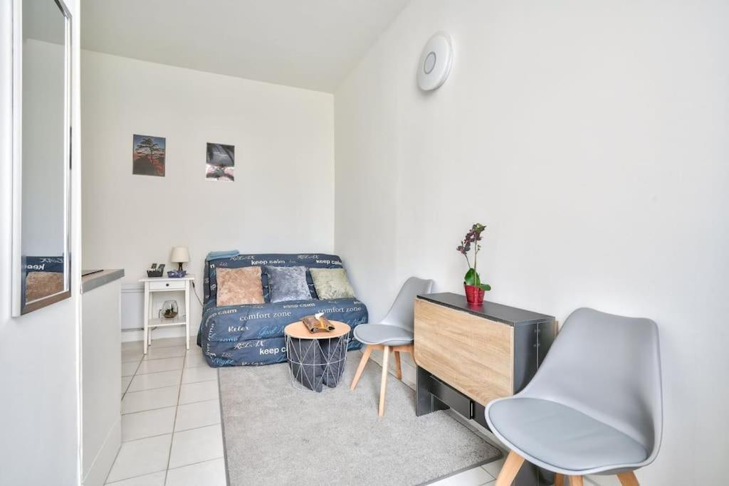 Magnificent Studio Near Paris Clichy Luaran gambar